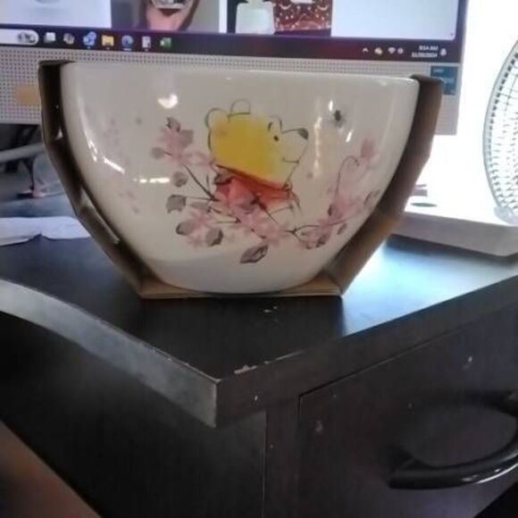 SOLD-Disney Winnie the Pooh Ramen Noodle bowl - Picture 1 of 3